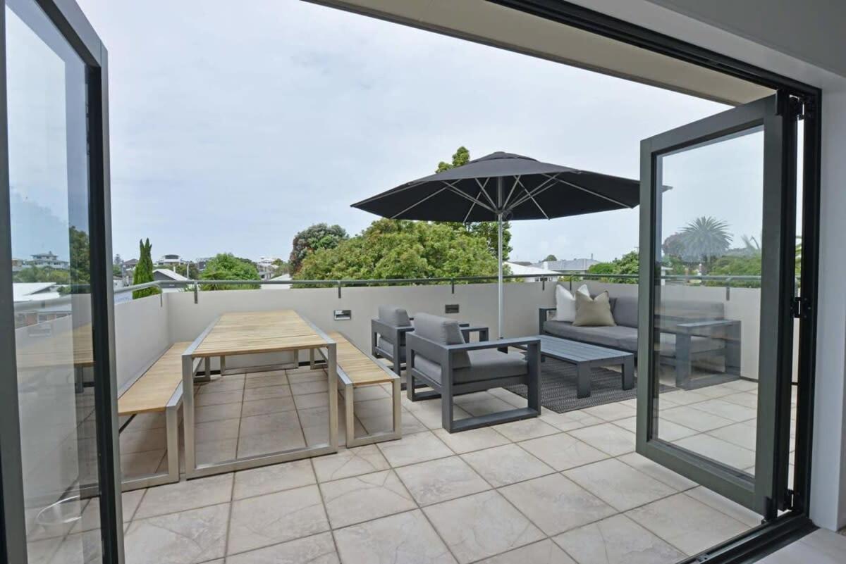 Escape To High End Comforts On Riverton Villa Mount Maunganui Exterior photo
